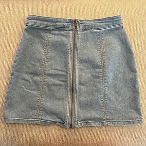 denim zip skirt